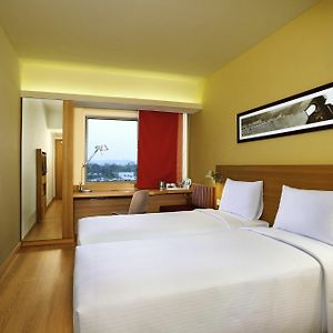 Standard Room Twin Bed Extra Benefits